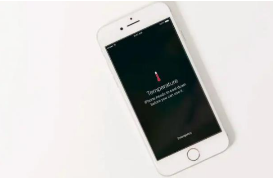 净潭乡苹果手机维修分享iPhone 手机发热如何快速降温 